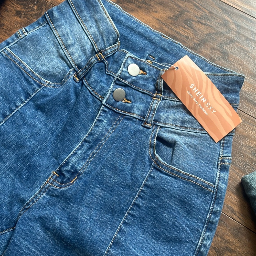 SHEIN High-Waisted Denim Jeans (Size 4/S)